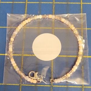 Delicate Pink Beaded Women’s 5" Bracelet NWT